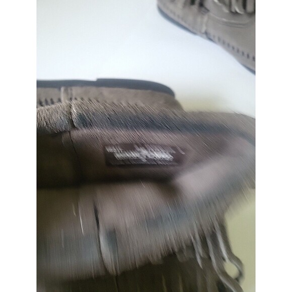 Minnetonka Gray Suede Leather Moccasins Fringe Boots Pull On 1631T Womens Size 8 - Picture 5 of 6